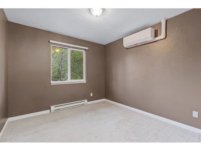 2912 Lochlomond Dr, Laporte, CO 80535