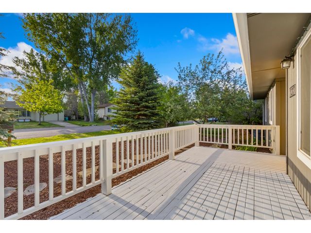 2912 Lochlomond Dr, Laporte, CO 80535