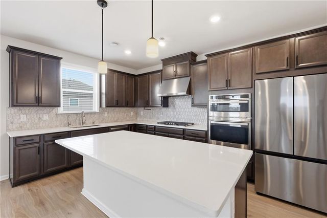 8820 Shipton Circle, Ball Ground, GA 30107