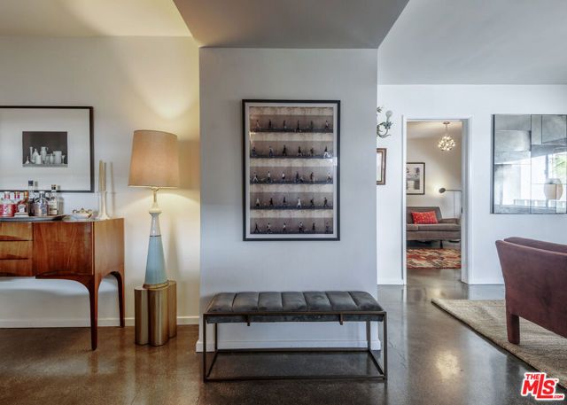 4343 Finley Avenue 2, Los Angeles, CA 90027