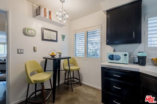 4343 Finley Avenue 2, Los Angeles, CA 90027