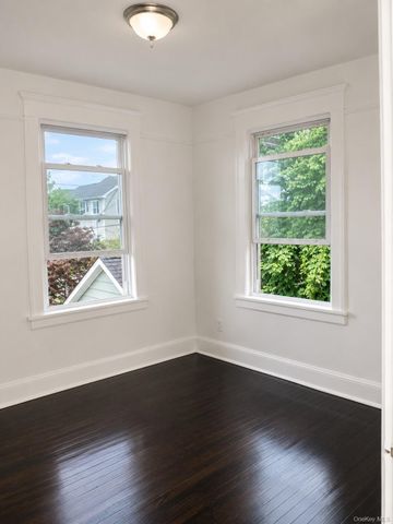 640 S 6th Avenue, Mount Vernon, NY 10550