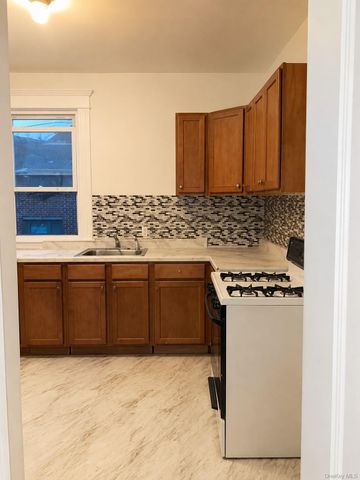 640 S 6th Avenue, Mount Vernon, NY 10550