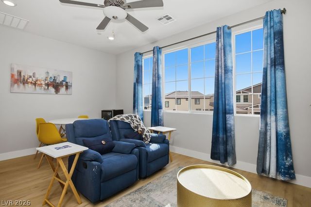 1914 MOLLY BROOK Drive, North Las Vegas, NV 89084