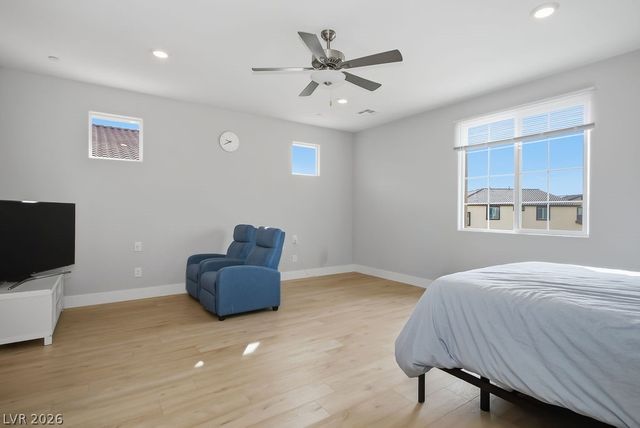 1914 MOLLY BROOK Drive, North Las Vegas, NV 89084