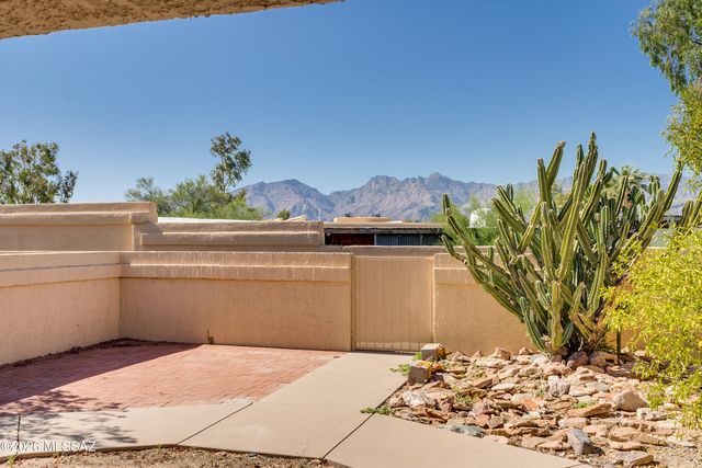 8449 E Agape Drive, Tucson, AZ 85715