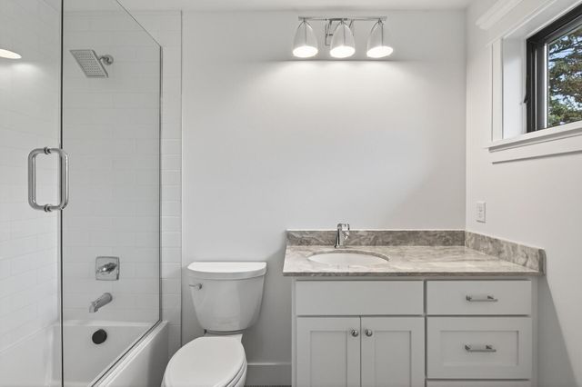 5319 Glenwood Avenue, Golden Valley, MN 55422