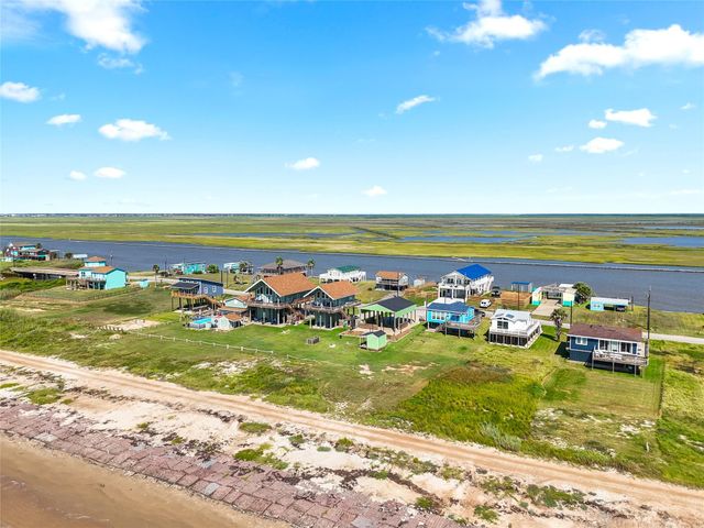 2286 County Road 230, Sargent, TX 77414