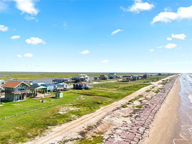 2286 County Road 230, Sargent, TX 77414