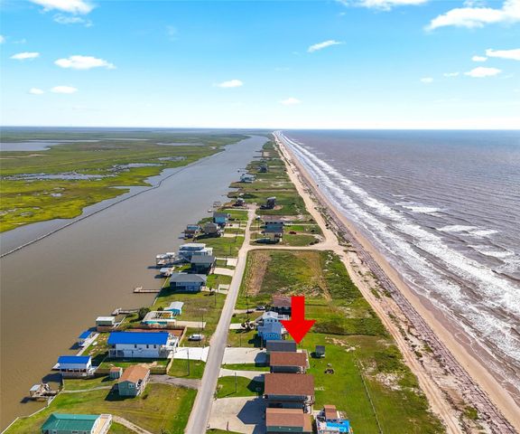 2286 County Road 230, Sargent, TX 77414