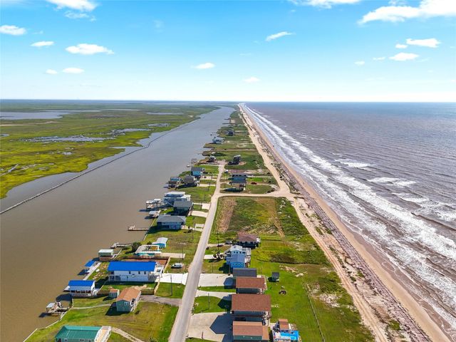 2286 County Road 230, Sargent, TX 77414