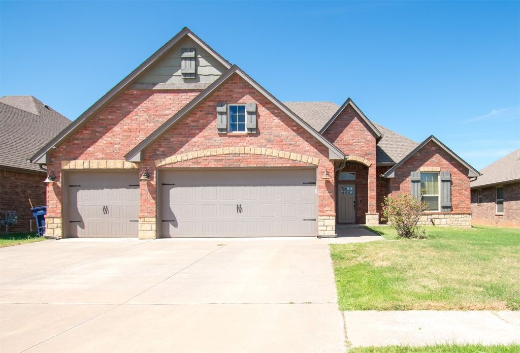 10217 SW 24th Street, Yukon, OK 73099