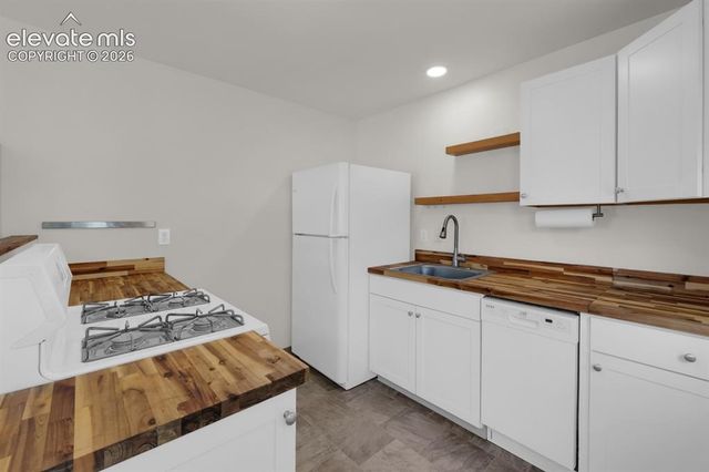 2617 Robinson Street, Colorado Springs, CO 80904