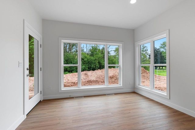 3566 W HANK AVENUE, De Pere, WI 54115