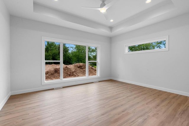 3566 W HANK AVENUE, De Pere, WI 54115