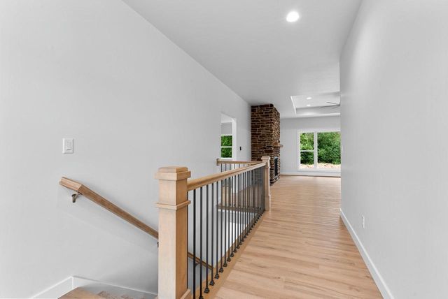 3566 W HANK AVENUE, De Pere, WI 54115