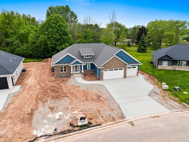 3566 W HANK AVENUE, De Pere, WI 54115