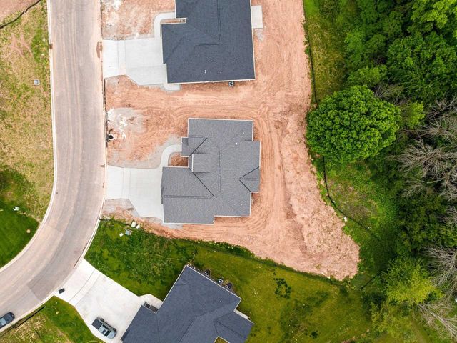 3566 W HANK AVENUE, De Pere, WI 54115