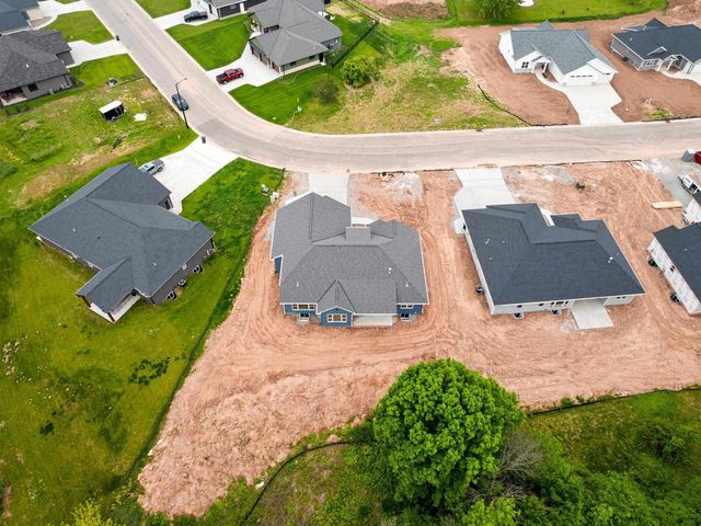 3566 W HANK AVENUE, De Pere, WI 54115