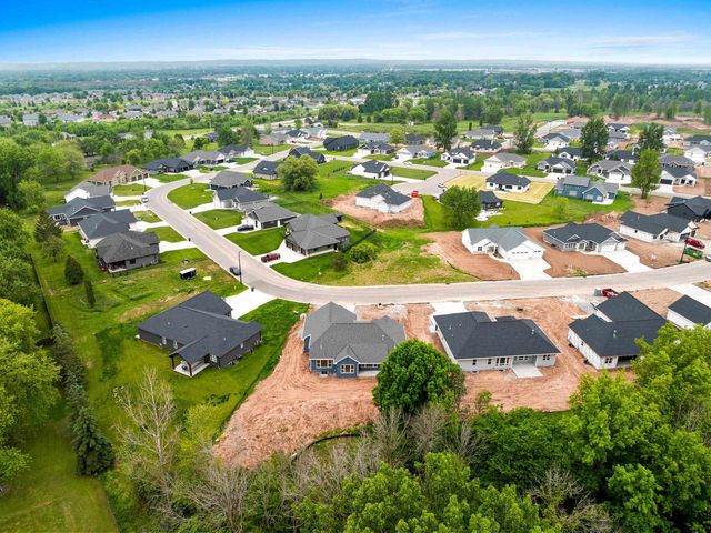 3566 W HANK AVENUE, De Pere, WI 54115