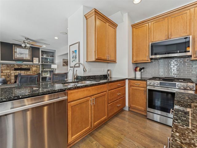 10 Lilac Lane, Fishkill, NY 12524
