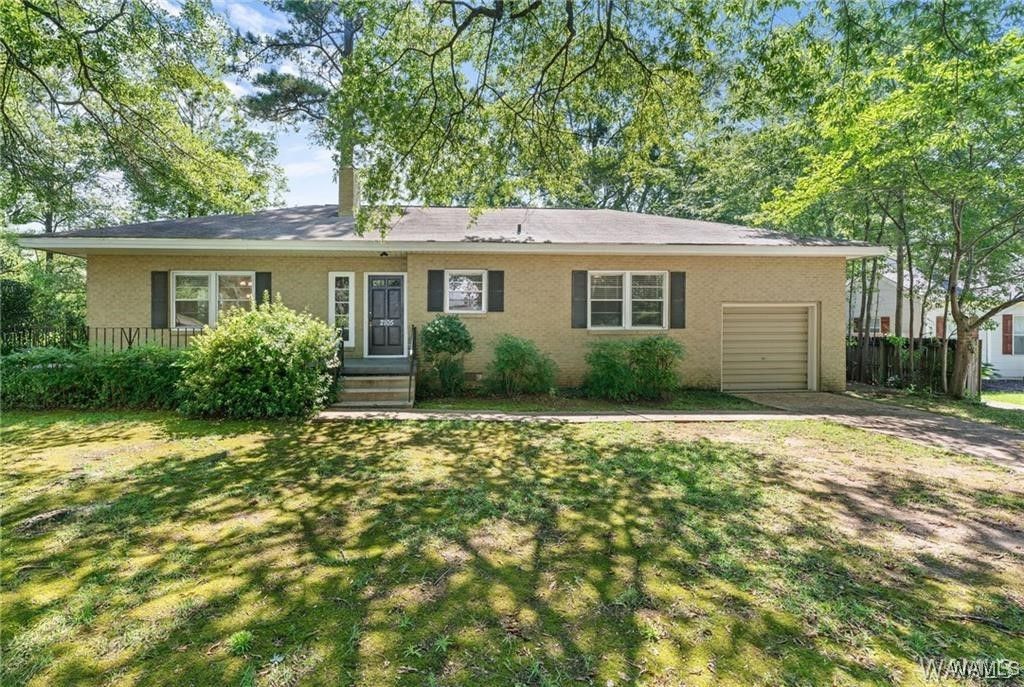 2105 22nd, Northport, AL 35476