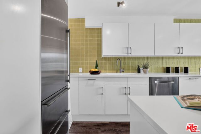 8701 Delgany Avenue 216, Playa Del Rey (los Angeles), CA 90293