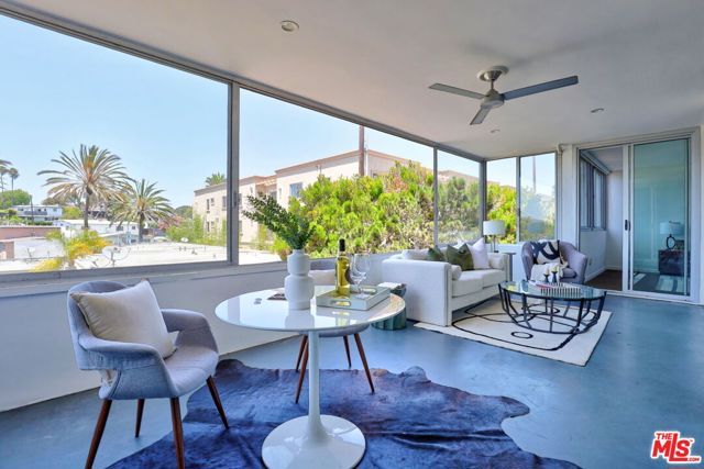 8701 Delgany Avenue 216, Playa Del Rey (los Angeles), CA 90293
