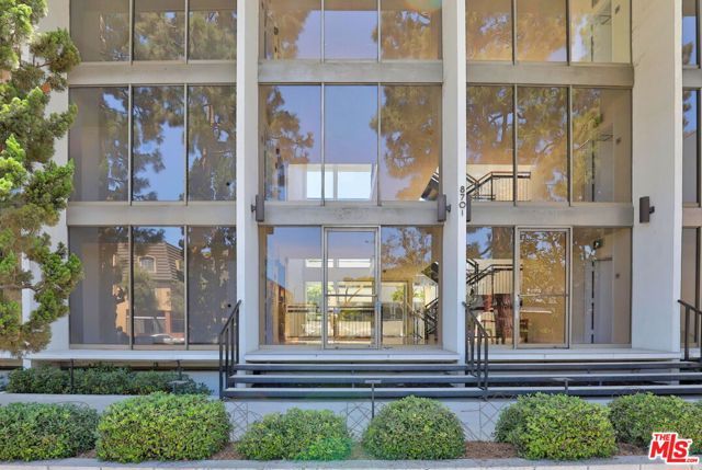 8701 Delgany Avenue 216, Playa Del Rey (los Angeles), CA 90293