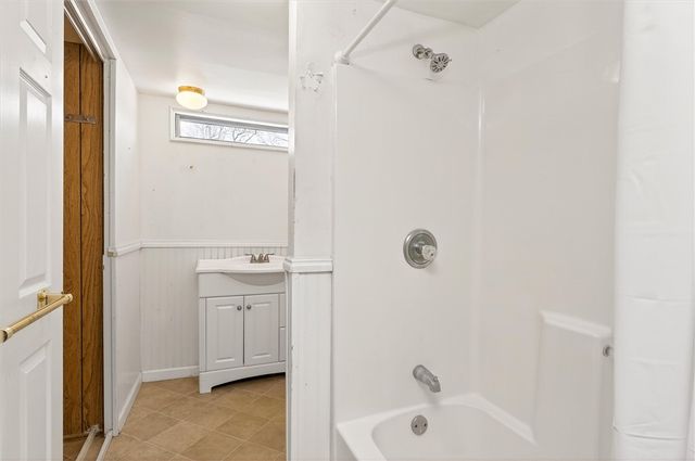 3 Acorn Drive, Penfield, NY 14625