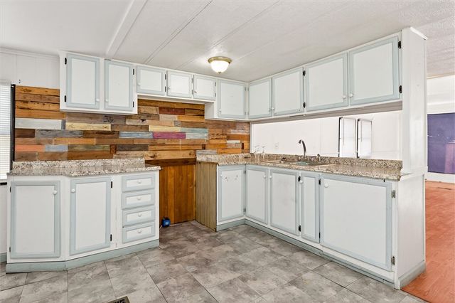 3 Acorn Drive, Penfield, NY 14625