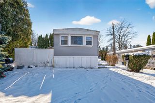 3 Acorn Drive, Penfield, NY 14625