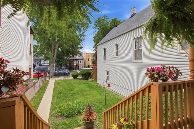 4340 N Drake Avenue N, Chicago, IL 60618