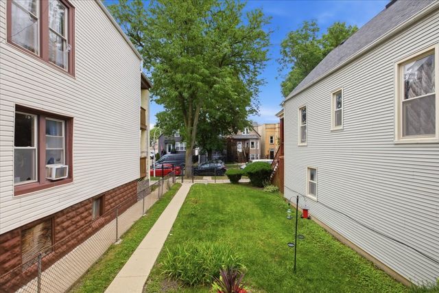 4340 N Drake Avenue N, Chicago, IL 60618
