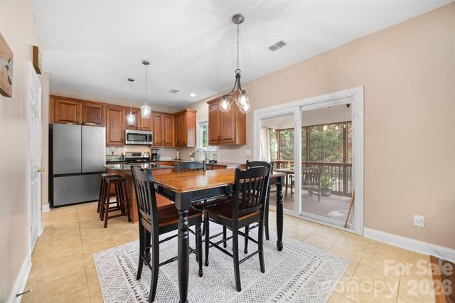 3339 Kingshire Way, Clover, SC 29710