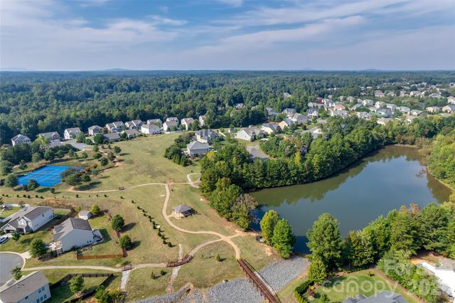3339 Kingshire Way, Clover, SC 29710