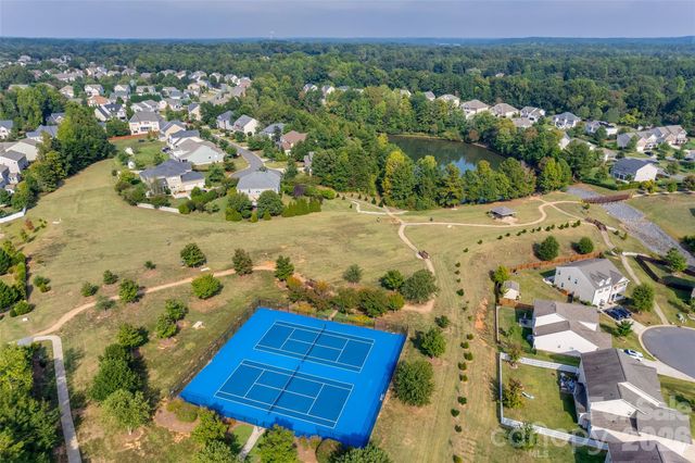 3339 Kingshire Way, Clover, SC 29710