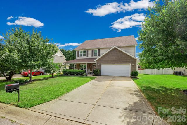 3339 Kingshire Way, Clover, SC 29710