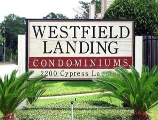 2200 Cypress Landing F-7, Houston, TX 77090