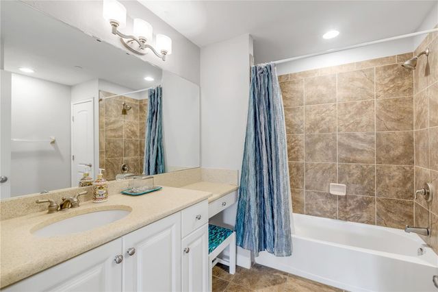 424 LUNA BELLA LANE 231, New Smyrna Beach, FL 32168