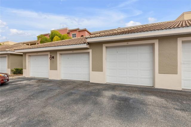 424 LUNA BELLA LANE 231, New Smyrna Beach, FL 32168