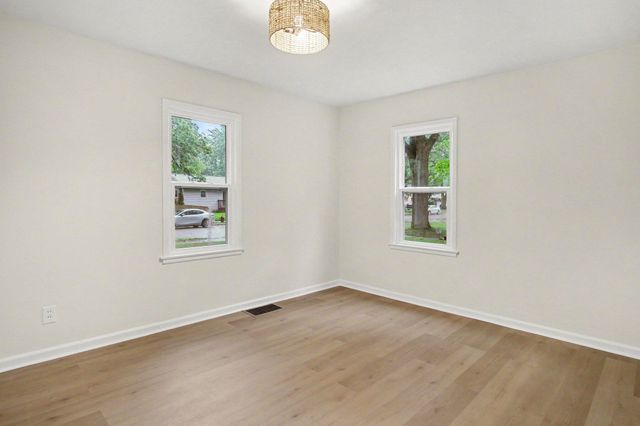 1339 Howard Avenue, Muskegon City, MI 49442