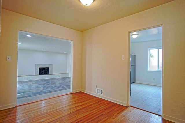 425 Sierra Drive SE, Albuquerque, NM 87108