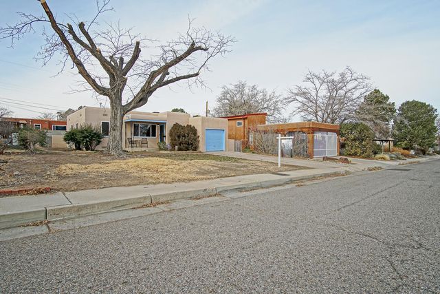 425 Sierra Drive SE, Albuquerque, NM 87108