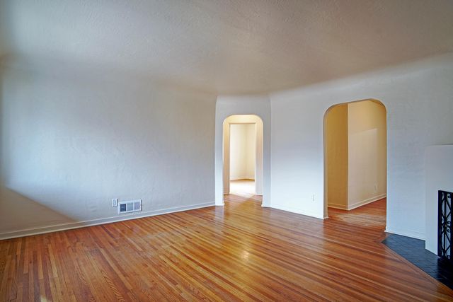 425 Sierra Drive SE, Albuquerque, NM 87108