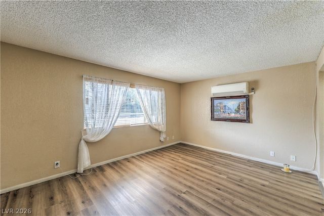 100 South Crestline Drive 65, Las Vegas, NV 89107