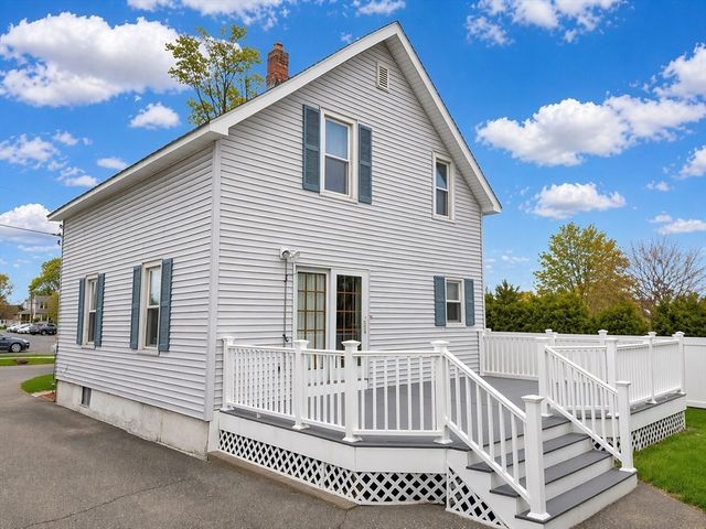 23 York St, West Springfield, MA 01089