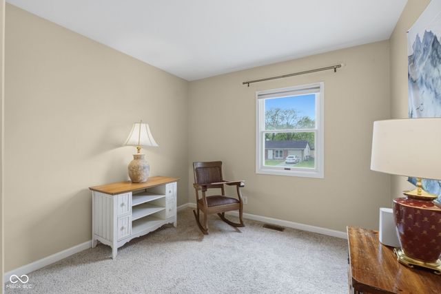 3077 Hawcreek Boulevard, Columbus, IN 47203