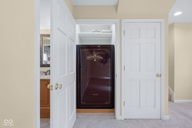 3077 Hawcreek Boulevard, Columbus, IN 47203