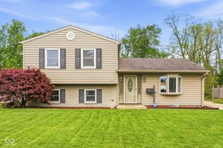 3077 Hawcreek Boulevard, Columbus, IN 47203